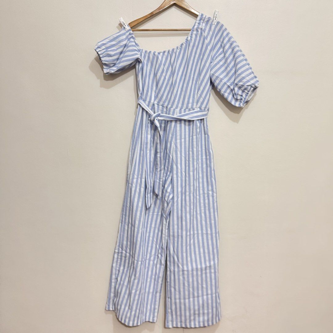 Plus Size Shein Striped Asymmetrical One Shoulder Jumpsuit (Category: Jumpsuits) located in Manila. Submitted by destashedmnl (Listing ID 1464286111, Image 1). Description: 💫 FREE SHIPPING WITHIN METRO MANILA 💫 (₱500 & up worth of purchase via J&T) ✨ Size: L-XL ✨ Measurement: W- 24” L- 55.5” 🩶 Message me for more info/photos. 😊 🩶 MOP: BDO/BPI/GCASH/GOTYME 🩶 MOD: -Lalamove (Same Day Delivery: Metro Manila and nearby provinces) -J&T ; starts 