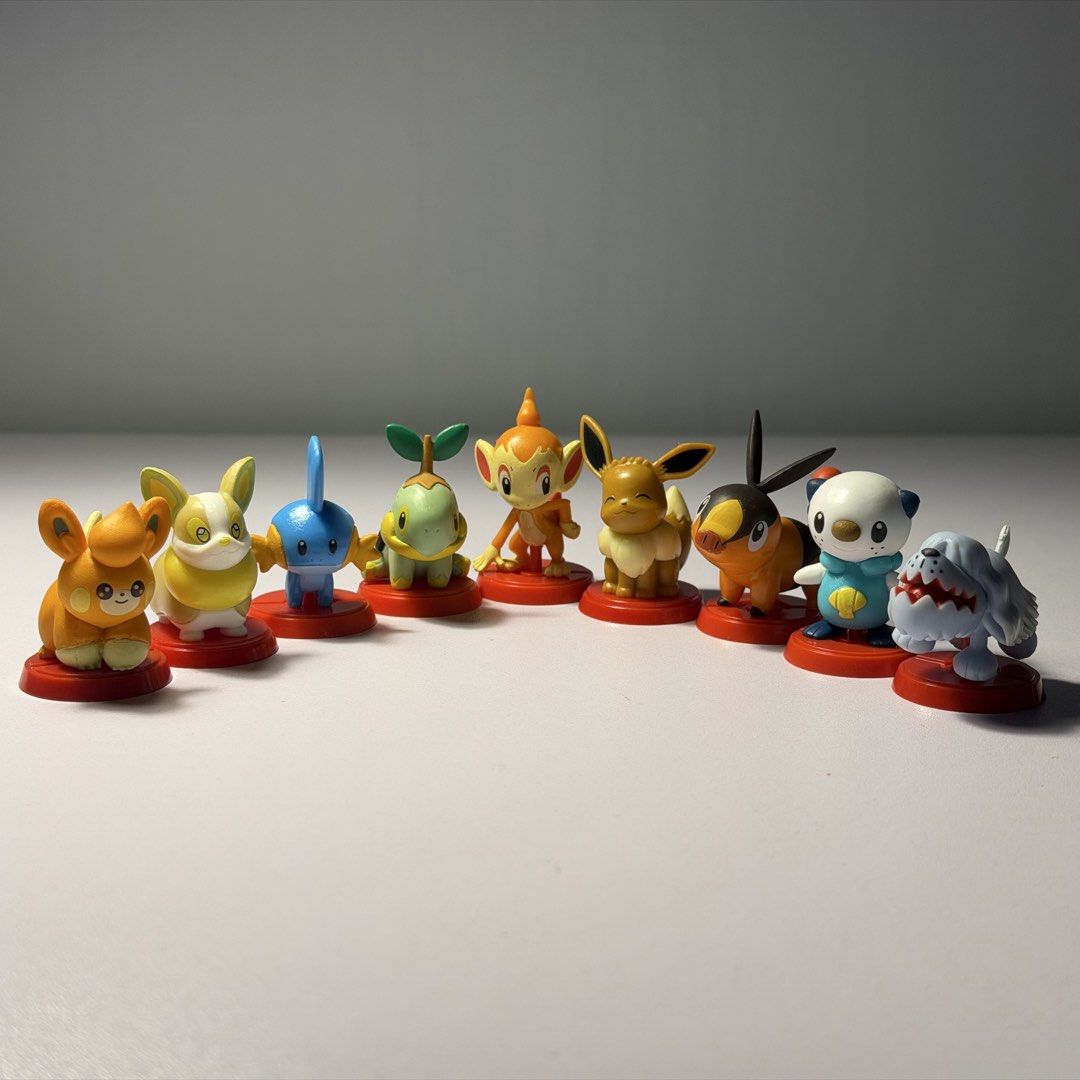 Pokemon Assorted figures from Furuta (Category: Action & Battle Toys) located in Davao. Submitted by troylance (Listing ID 1464283036, Image 1). Description: 🌟 Furuta Choco Egg 🌟 SET comes with Mudkip, Turtwig, Chimchar, Tepig, Oshawott, Eevee, Yamper, Pawmi, & Greavard ✨ WHAT YOU SEE IS WHAT YOU GET ✨ ✨ Preloved • Secondhand • Slightly Used ✨ Unless otherwise stated as sealed or brand new. 📌 PLEASE READ BEFORE PURCHASING ✅ Kindly make sure yo