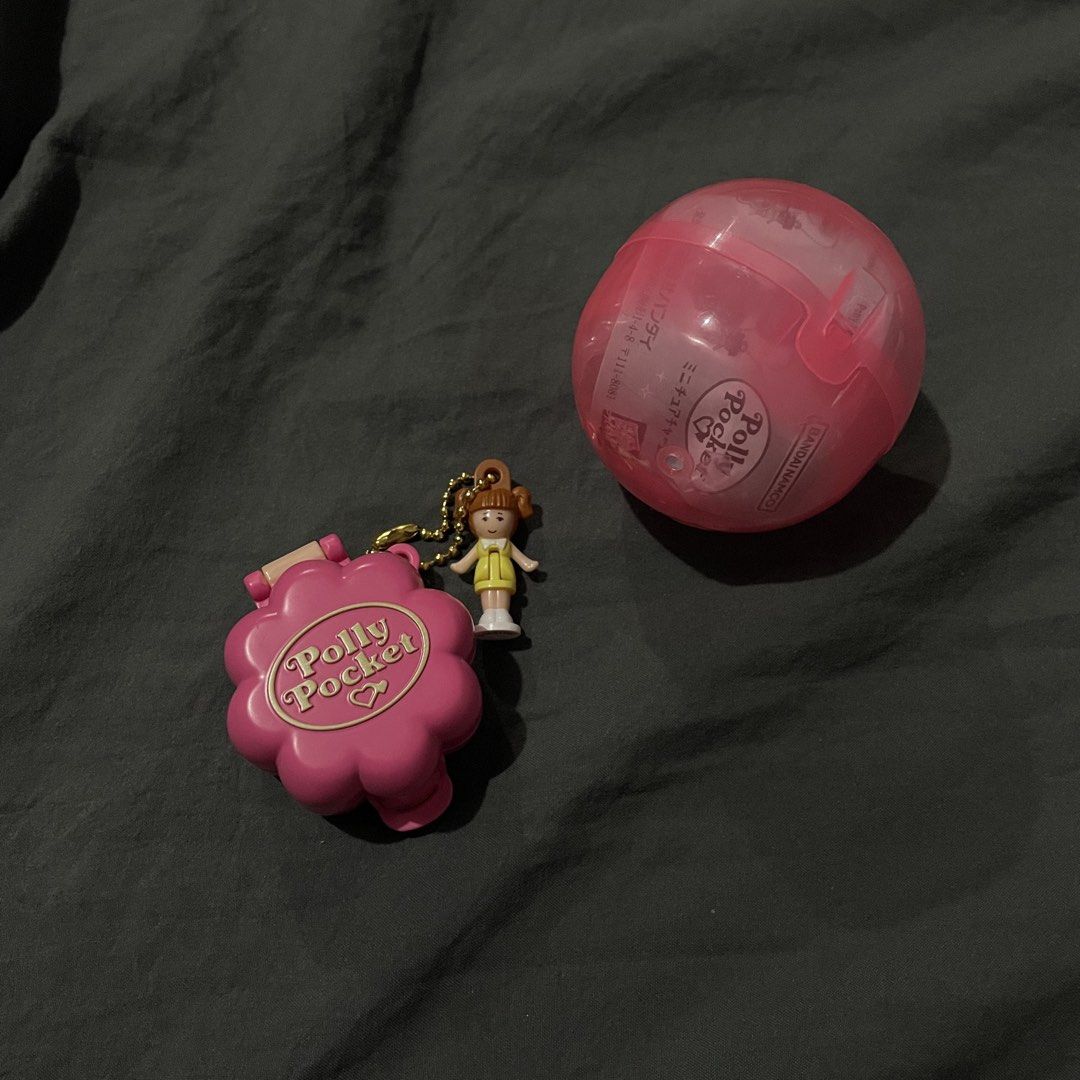 Polly Pocket Gashapon - Pink (Category: Designer & Blind Box Toys) located in Quezon City. Submitted by nicole062020 (Listing ID 1464283149, Image 1). Description: .