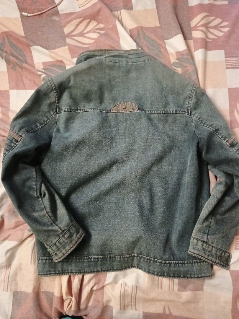 Polo Jackson jacket (Category: Activewear) located in Odiongan. Submitted by thriftngo26 (Listing ID 1464207847, Image 3). Description: polo Jackson jacket.
