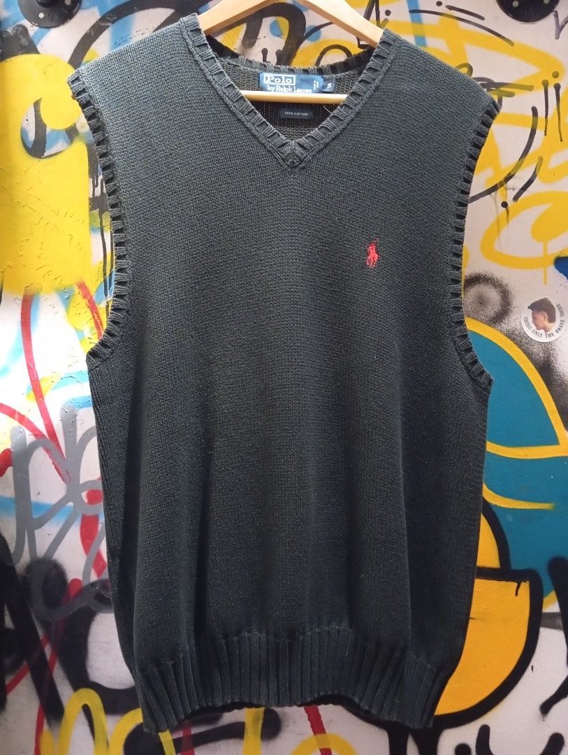 Polo RL knit vest (Category: Vests) located in Manila. Submitted by anrey.dept19 (Listing ID 1464249308, Image 1). Description: Polo RL knit vest Size: Small on tag dimensions: 20.5 width/ 24.5 length.