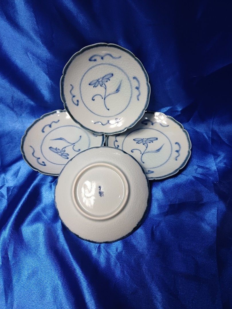 Porcelain side dish plate/saucer (Category: Dinnerware & Cutlery) located in Quezon City. Submitted by swiftmoonart (Listing ID 1464284048, Image 3). Description: Japanese porcelain /ceramic side dish plate .. 4 pcs comes in a box..