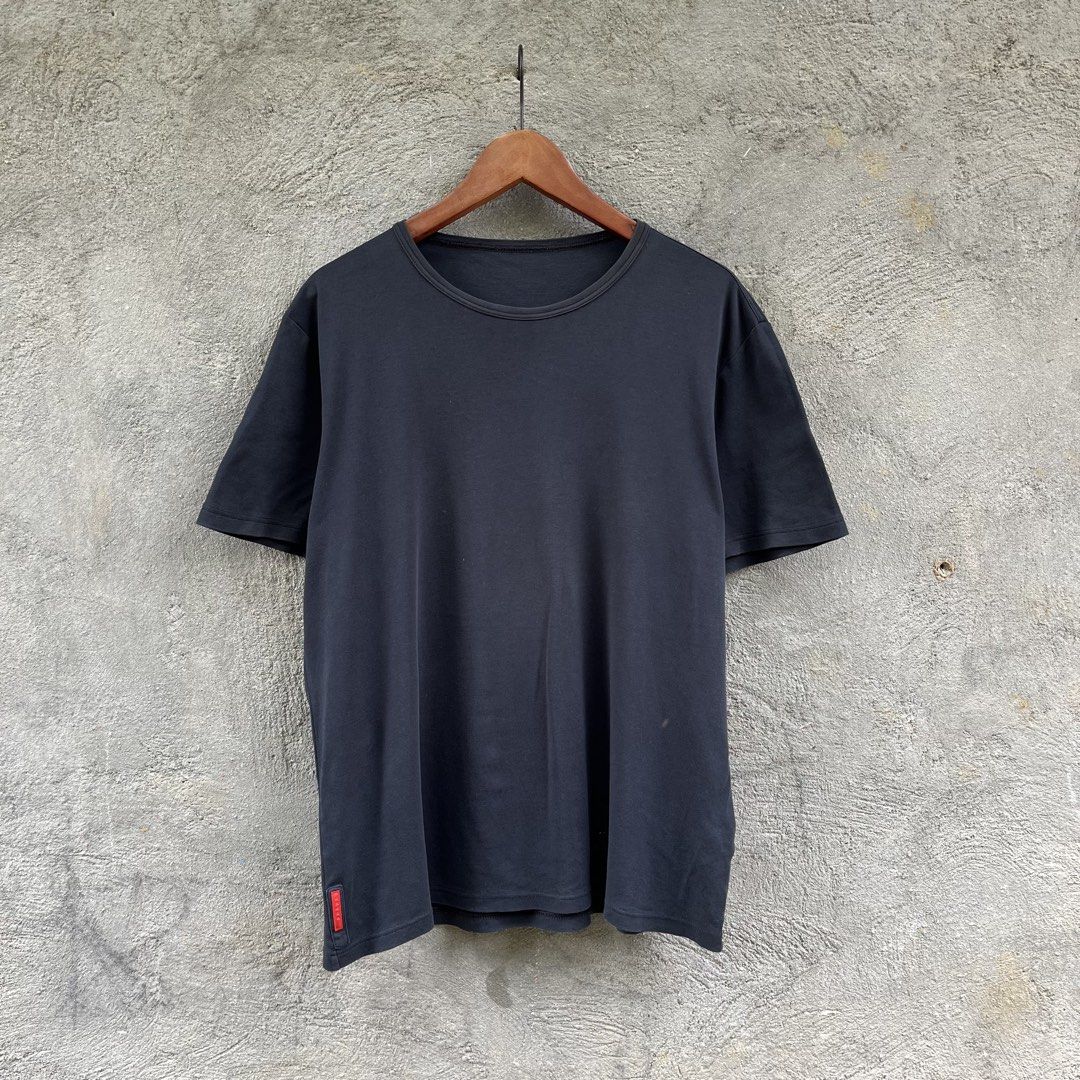 PRADA RED TAB (Category: Tshirts & Polo Shirts ) located in Manila. Submitted by flippinn (Listing ID 1464289539, Image 1). Description: XXL 24W 28L Missing Neck tag 9.5/10 Color rate Lalamove or J&t Express + Shipping fee.