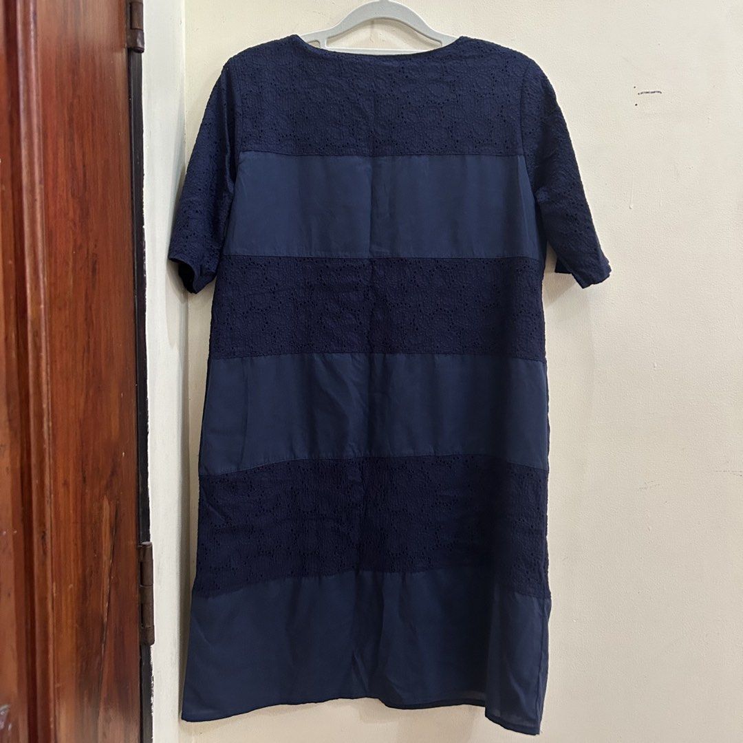 Preloved | Navy Blue Dress (Category: Dresses) located in Caloocan City. Submitted by trisdeclutters (Listing ID 1464238973, Image 2). Description: Last price already Bust: 36" Waist: 38" Length: 33" No flaws, good as new ‼️no reservations, exchange, cancellation, return, refund‼️.