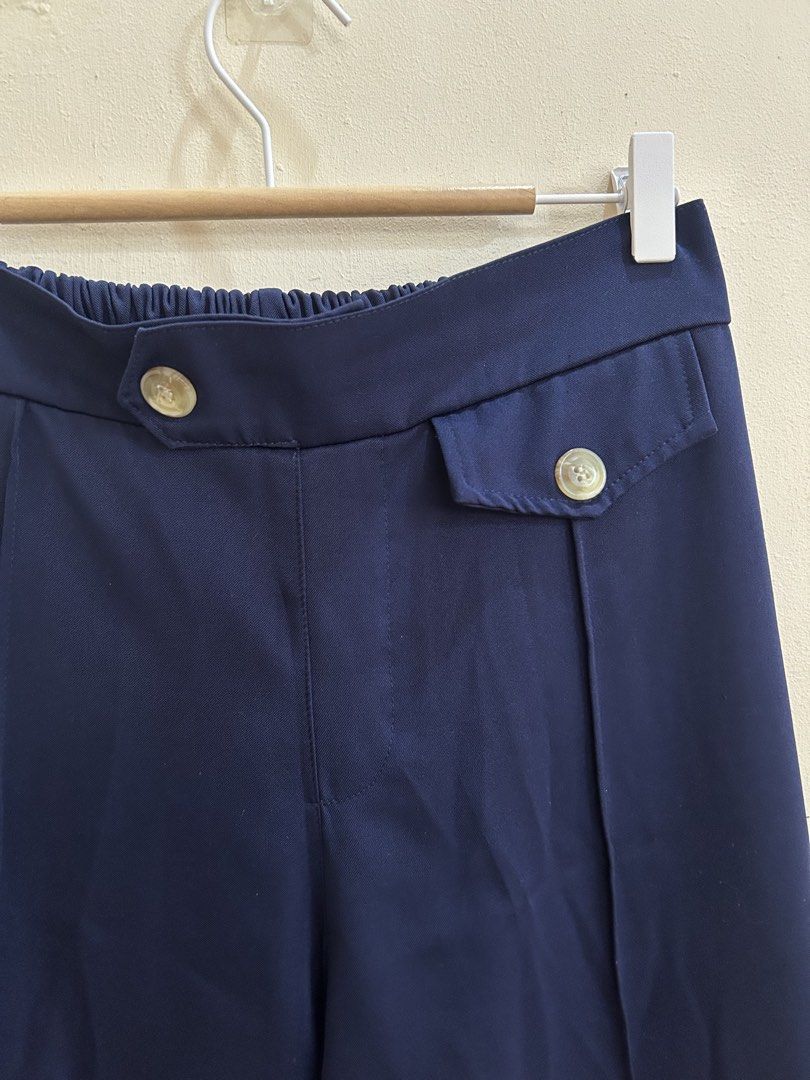 Preloved | Navy Blue Trouser Pants (Category: Other Bottoms) located in Caloocan City. Submitted by trisdeclutters (Listing ID 1464240931, Image 3). Description: Last price already Waist: 28" to 42" (sagad 44") Length: 38" Rise: 13" Hips: 44" Garterized back No flaws ‼️no reservations, exchange, cancellation, return, refund‼️.