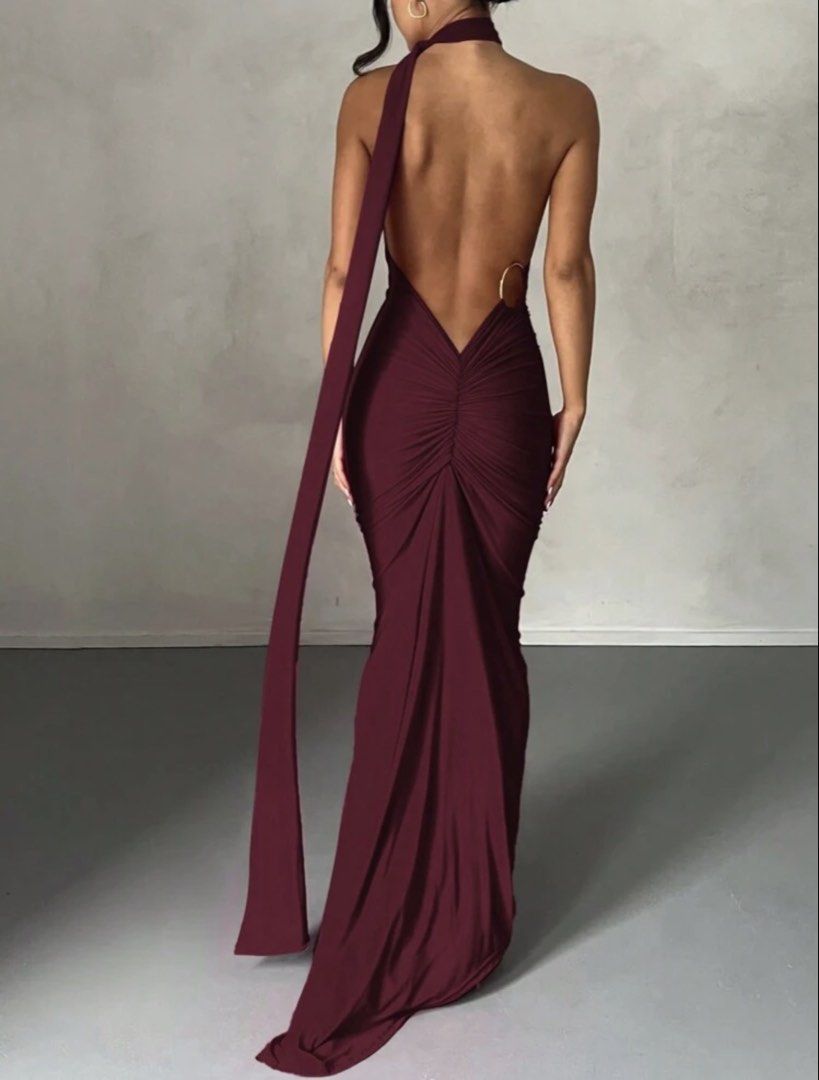 Pre-loved dress (Category: Dresses) located in Manila. Submitted by ravenjm_12 (Listing ID 1464166274, Image 1). Description: - never used - fits xs-m - burgundy .
