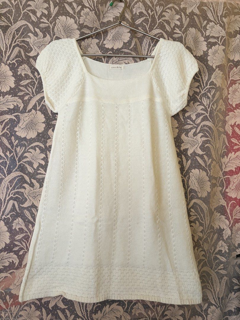 Pre-loved Dress (Category: Dresses) located in Manila. Submitted by danielle.finds (Listing ID 1464184814, Image 1). Description: .