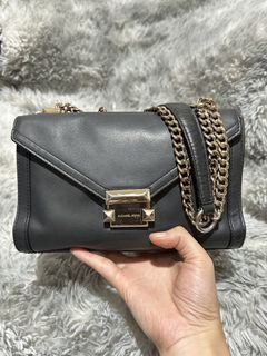 (Category: ) located in . Submitted by rqueenluxuryph (Listing ID 1464154558, Image 1). Description: .