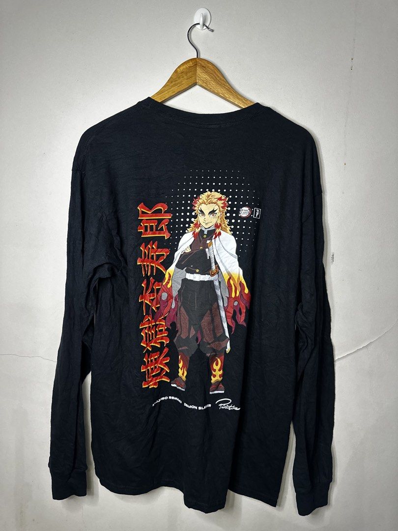 PRIMITIVE X DEMON SLAYER (Category: Coats, Jackets and Outerwear) located in Molave. Submitted by thriftmate13 (Listing ID 1464199462, Image 2). Description: .