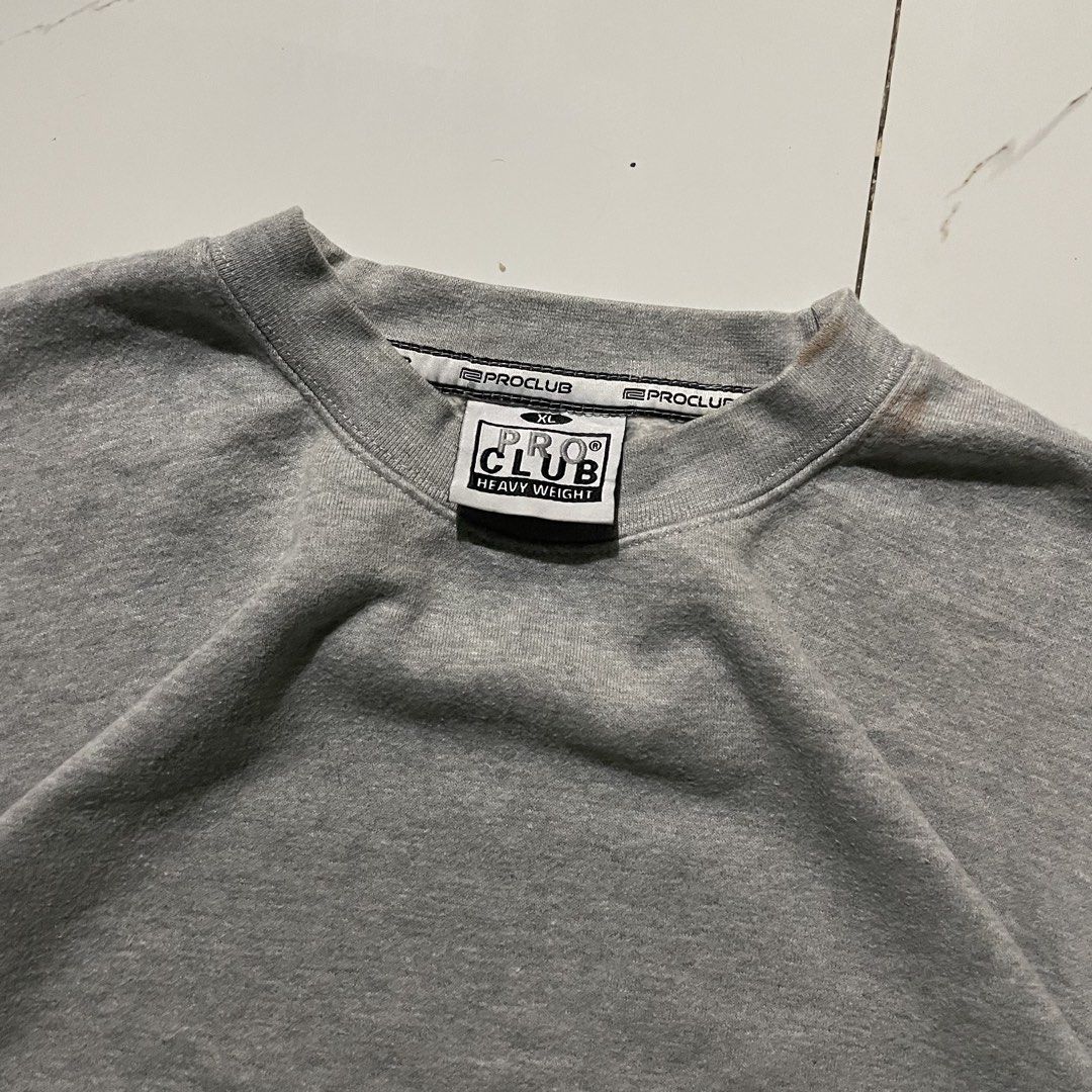 Proclub Heavyweight Sweater (Category: Hoodies) located in Quezon City. Submitted by mr.everythang (Listing ID 1464211898, Image 2). Description: Proclub Sz XL 26x30 Issue: See pics Excellent Condition (heavy pa).