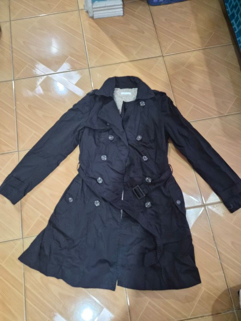 PROMOD TRENCHCOAT (Category: Coats, Jackets and Outerwear) located in Rizal. Submitted by sgan82-0 (Listing ID 1464217325, Image 1). Description: great condition decluttering.