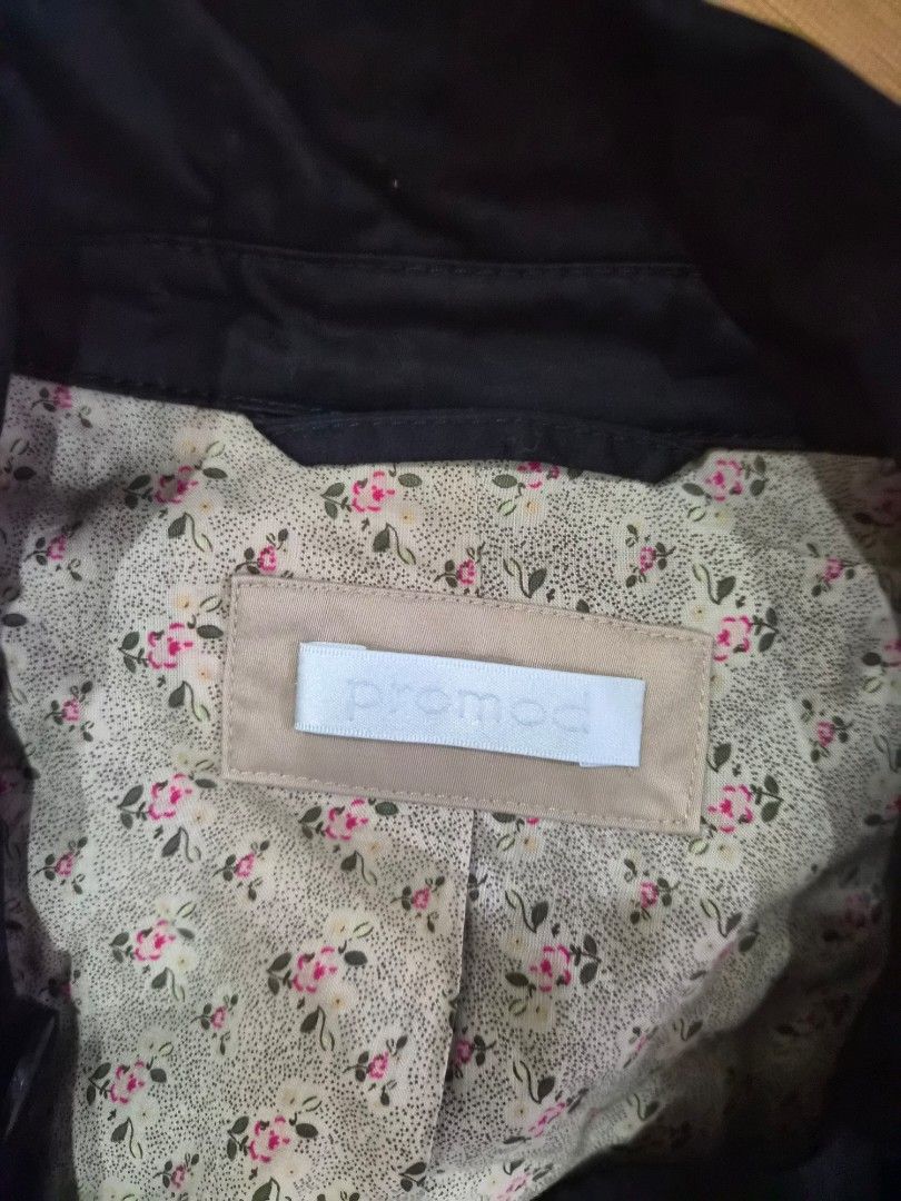 PROMOD TRENCHCOAT (Category: Coats, Jackets and Outerwear) located in Rizal. Submitted by sgan82-0 (Listing ID 1464217325, Image 2). Description: great condition decluttering.