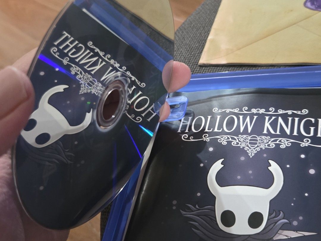 PS4 Hollow Knight Voidheart Edition [R2] (Category: PlayStation) located in Los Banos. Submitted by matts_hobby_goodies (Listing ID 1464286907, Image 3). Description: Selling my hollow knight game [1.1k] for reasons changing allot now. Its also european region but the dlc is in the disc. If trade (not priority): im looking for at least any final fantasy game except XV. Crisis Core preferred Can meetup and do shipping Location: laguna, calamba, st