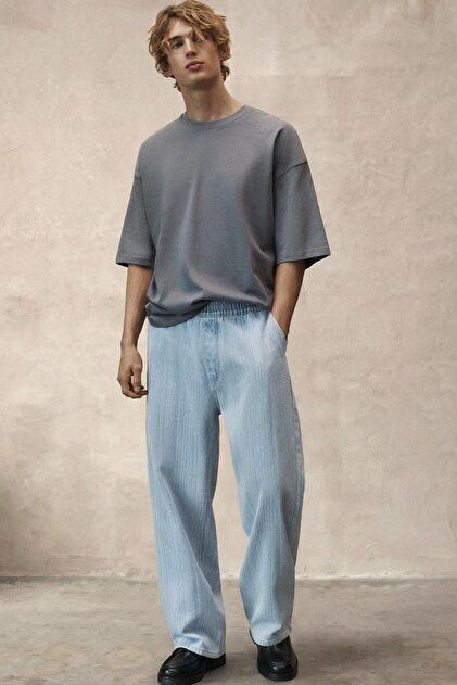 Pull&Bear Light Wash Denim Wide Leg Pants (Category: Jeans) located in Baguio. Submitted by shaneeeettttt (Listing ID 1464315600, Image 1). Description: DIMES 🔥 W:34-36 L:42 🛒OG PRICE:2,995 - Brand: Pull&Bear - Style: Light wash denim pants - Fit: Wide leg - Features: Elastic waistband with drawstring, herringbone pattern detail - Size: M - Origin: Made in Cambodia.