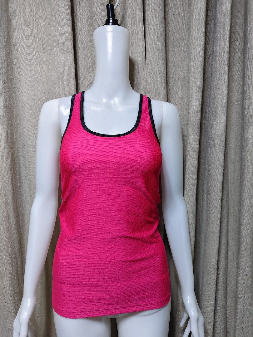 PUMA Activewear pink- Medium (Category: Activewear) located in Baguio. Submitted by pisces_beattidue23 (Listing ID 1464192733, Image 1). Description: .