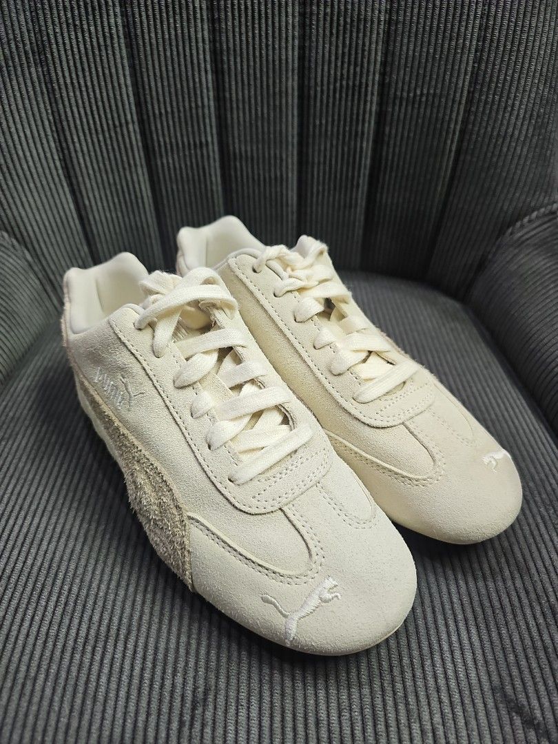 PUMA Speedcat Elevated Womens - US 7 / 23.5cm (Category: Sneakers) located in Quezon City. Submitted by paulav88 (Listing ID 1464305692, Image 1). Description: 🌸 💯 Original PUMA Speedcat 🌸 Color: Warm White-Ice Coffee 🌸 Size: US 7 / 23cm / EU 37.5 🌸 Bought this at PUMA Store for Php7,100 (I still have the receipt pero malabo na) 🌸 Rarely used.