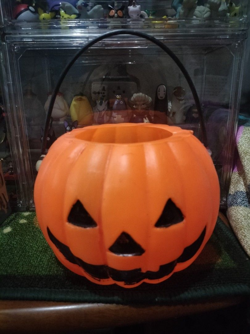 Pumpkin Bucket (Category: Kids Toys) located in Cavite. Submitted by taro_sakamoto_23 (Listing ID 1464306933, Image 1). Description: .