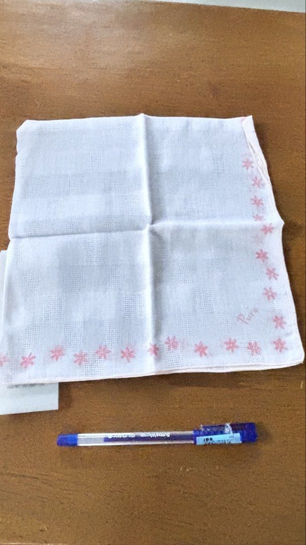 Pure handkerchief (Category: Other Accessories) located in Calamba. Submitted by cur8d (Listing ID 1464188660, Image 3). Description: .