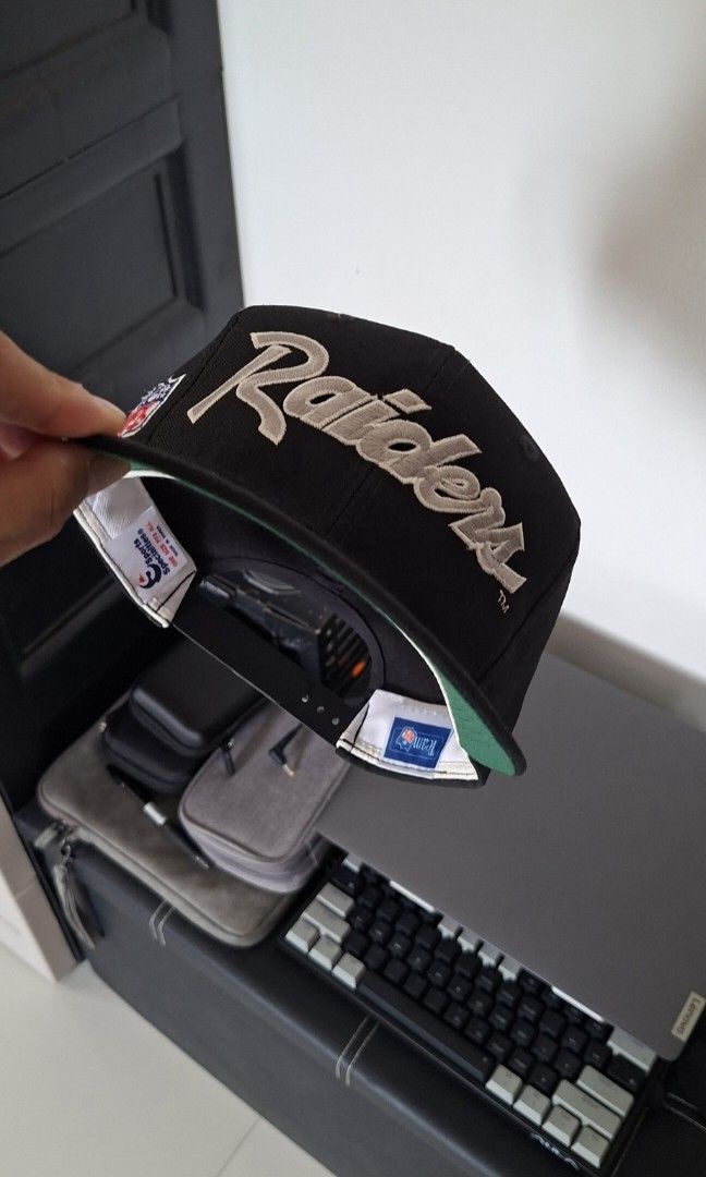 Raiders DLine CityLess (Category: Caps & Hats) located in Manila. Submitted by jacobpablorams (Listing ID 1464159356, Image 1). Description: Brandnew✅️ Raiders Dline cityless Custom Only by: Decc Apparels no issues🚫 polyester wool materials 2,500 php only location📍Bulacan Bulacan.
