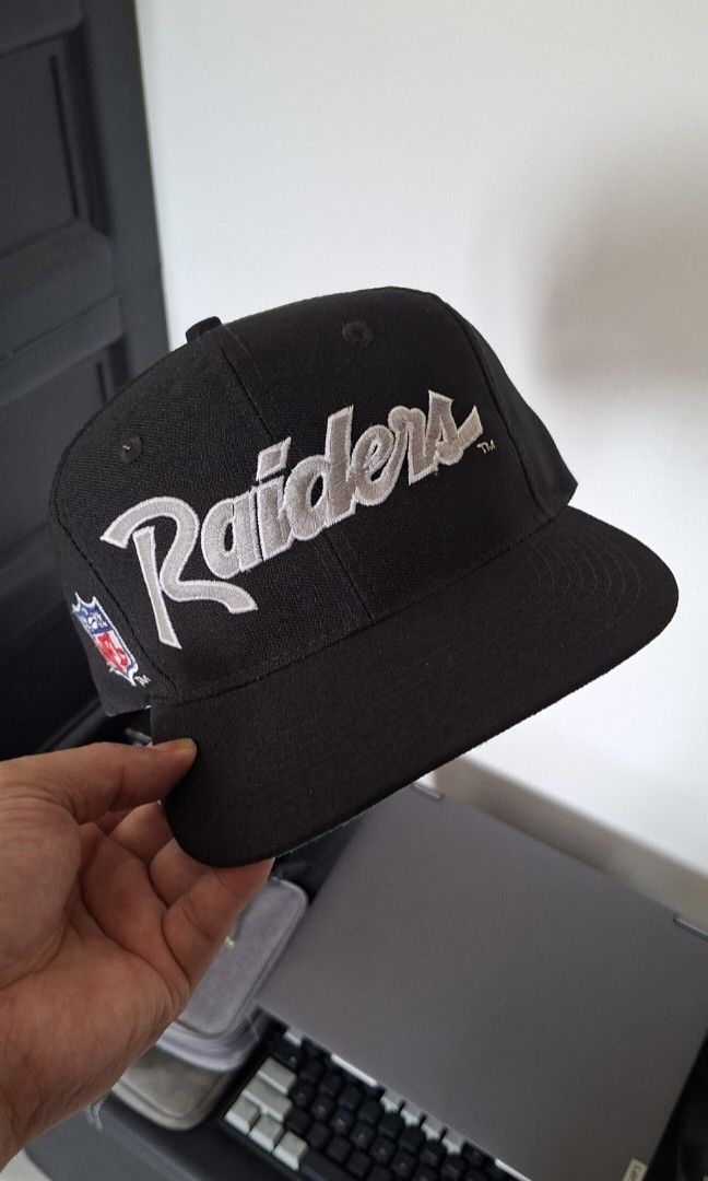 Raiders DLine CityLess (Category: Caps & Hats) located in Manila. Submitted by jacobpablorams (Listing ID 1464159356, Image 2). Description: Brandnew✅️ Raiders Dline cityless Custom Only by: Decc Apparels no issues🚫 polyester wool materials 2,500 php only location📍Bulacan Bulacan.