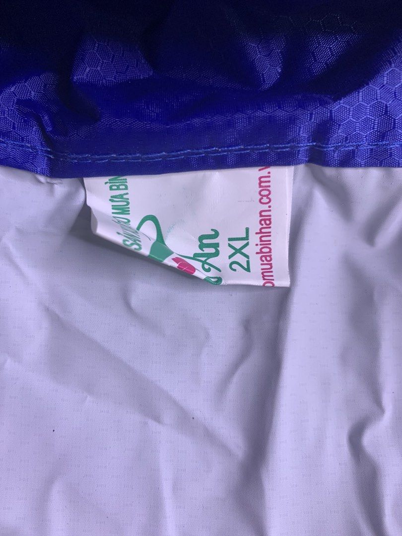Raincoat Set (Category: Other Sports Equipment and Supplies) located in Carmona. Submitted by bihira (Listing ID 1464277444, Image 3). Description: Raincoat Set - WYSIWYG - Jacket and Pants Set.
