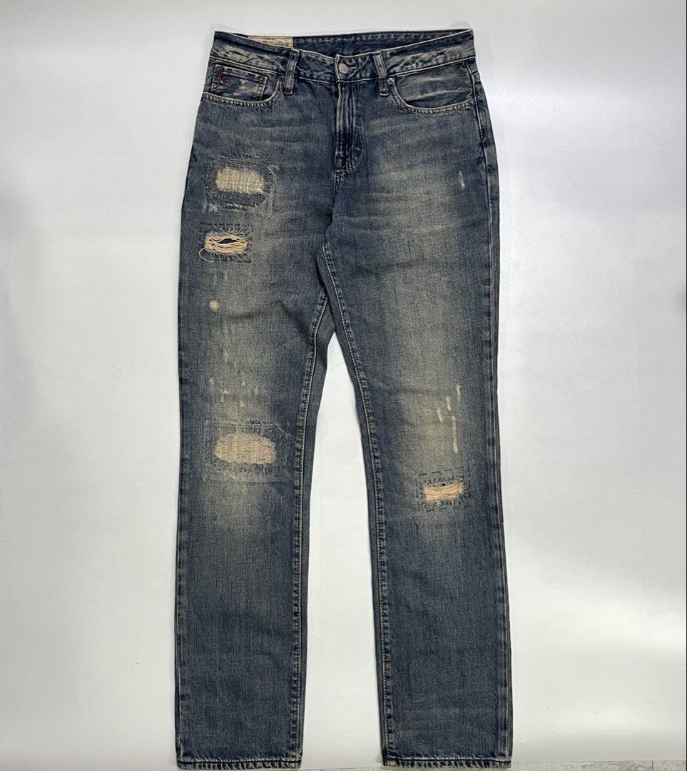 RALPH LAUREN DISTRESSED DENIM JEANS (Category: Luxury Apparel) located in Bacolod City. Submitted by the.finest (Listing ID 1464237710, Image 1). Description: Ralph Lauren Distressed/Patchwork Denim Jeans Waistline: 30-31 Length: 40.5 Condition: 9/10 2,000+shipping fee.