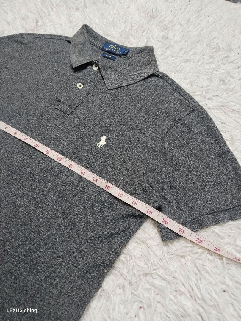 RL slimfit size M (Category: Tshirts & Polo Shirts ) located in Manila. Submitted by lexusthrift1995 (Listing ID 1464224550, Image 2). Description: Size- MEDIUM on tag Dimension- 19x26 Color rate- 9/10 Condition- 9/10 issue- same lose round sleeve see last pics but good condition ‼️450.pesos plus shipping fee 💸MODE OF PAYMENT- GCASH payment first 🚛MODE OF DELIVERY- J&T or LALAMOVE 📍LOCATION- NORTH CALOOCAN CAMARIN BRGY.177 1705 SUNFLOWER STREE