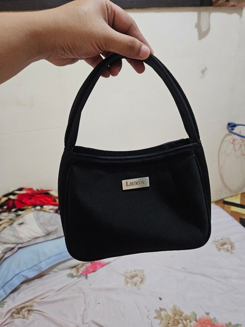 Ralph Lauren kili (Category: Luxury Bags & Wallets) located in Zamboanga. Submitted by Clairey03 (Listing ID 1464253395, Image 1). Description: mini kili bag.