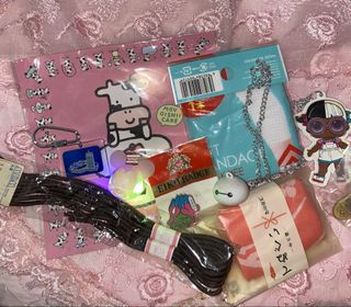 (Category: ) located in . Submitted by daintypeach (Listing ID 1464326126, Image 1). Description: .