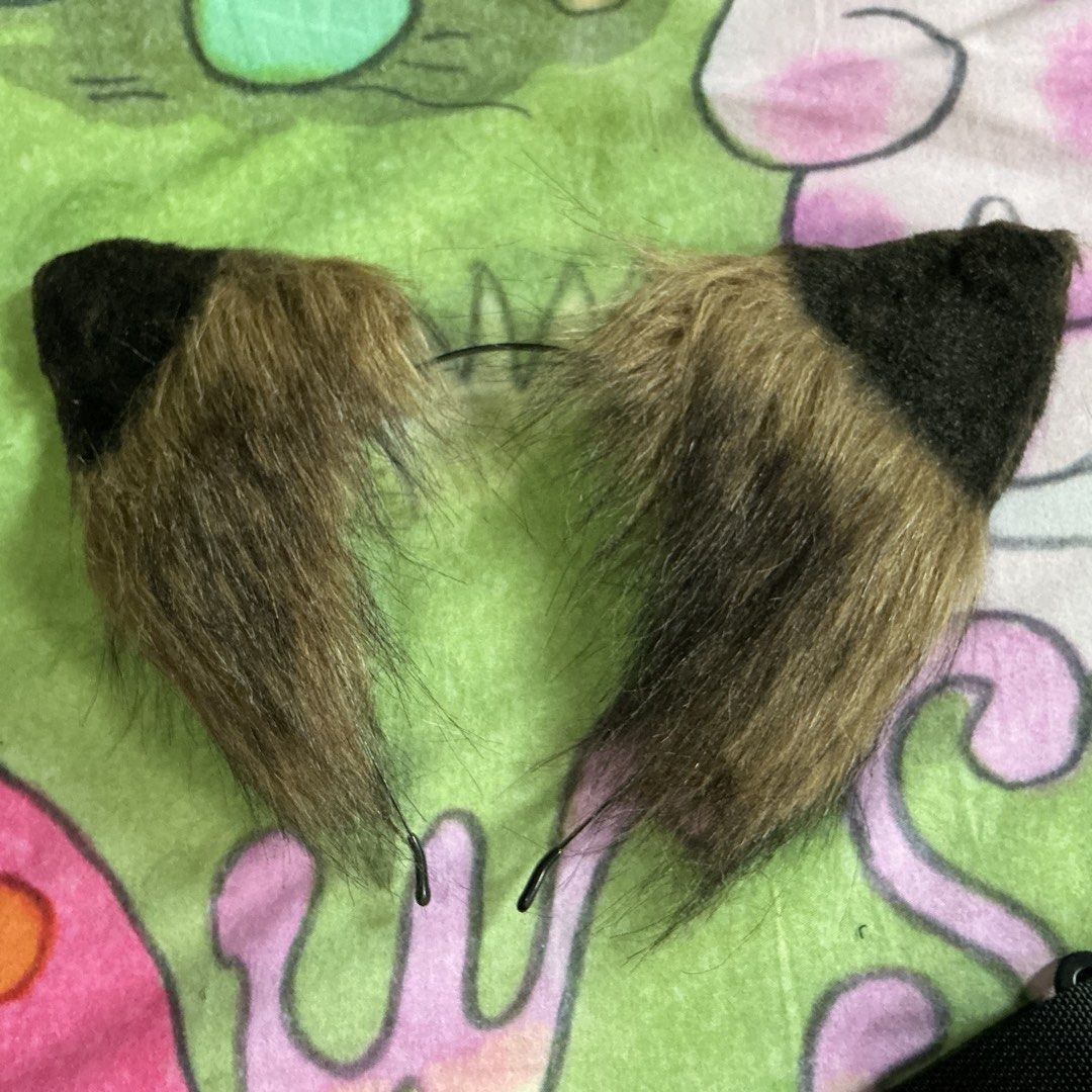 Realistic fox ears Japan (Category: Hair Accessories) located in Angeles City. Submitted by goodbuysathome (Listing ID 1464158440, Image 3). Description: 380 each from Japan Fox fur head band for parties or costume etc Add sf Jnt Gcash payment .