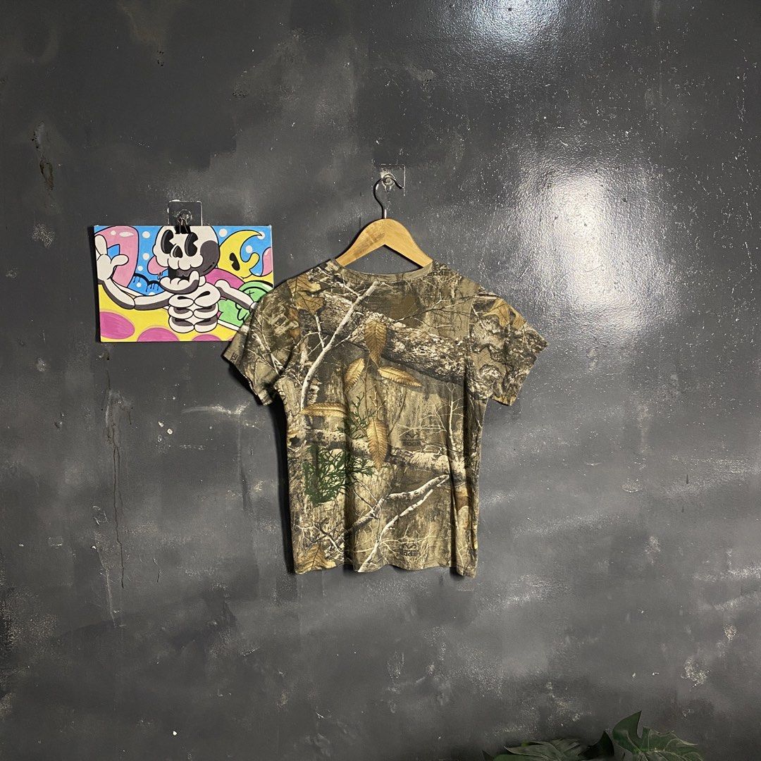 Realtree Tee (Category: Tshirts & Polo Shirts ) located in Cebu City. Submitted by moisesthriftz (Listing ID 1464253678, Image 2). Description: Realtree Shirt 🌳 18 WIDTH / 22 LENGTH NO ISSUE GOOD CONDITION GOOD FOR PERSONAL SIZE XS TO SMALL 350 🏷️.
