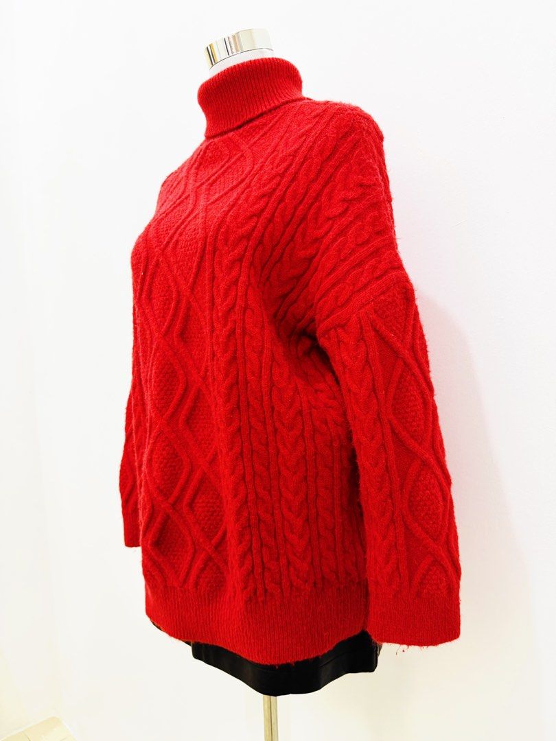 Red Cable Knit Turtleneck Sweater (Category: Longsleeves) located in Manila. Submitted by e.louise (Listing ID 1464333280, Image 2). Description: - Cozy red turtleneck sweater - Classic cable knit pattern with diamond details - Long sleeves - Comfortable fit - Great for layering or wearing on its own - Perfect for cooler weather - Looks warm and stylish.