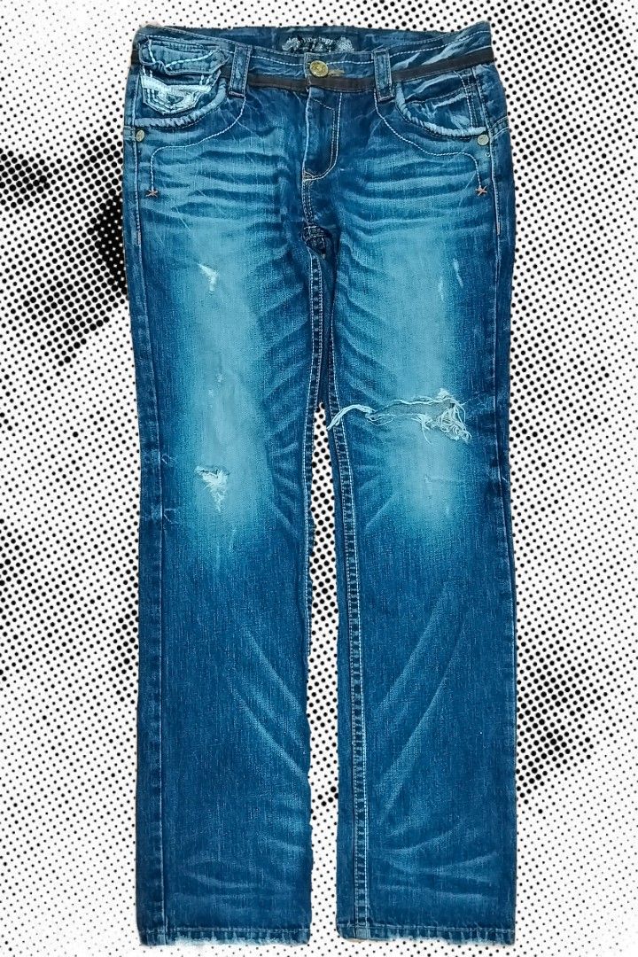 Red Pepper Baggy Jeans (Category: Jeans) located in Baguio. Submitted by nnthnnth (Listing ID 1464277948, Image 1). Description: Size 32 lentgh: 42 gas leak.