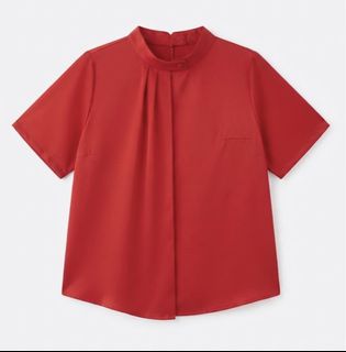(Category: ) located in . Submitted by saksthriftavenuebyluckymaria8 (Listing ID 1464281117, Image 1). Description: .