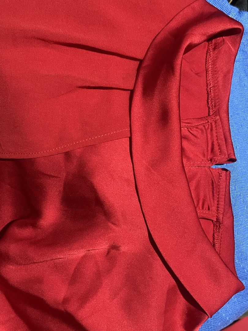 Red Silk Blouse with Mandarin Collar (Category: Blouses) located in Donsol. Submitted by saksthriftavenuebyluckymaria8 (Listing ID 1464281117, Image 3). Description: - Red short-sleeve blouse - Mandarin collar with back button closure - Pleated detail at the front neckline - Lightweight and slightly sheer fabric - Versatile for dressing up or down Red silk top Sz L chest 22in armhole 9.5in shoulder 17in length 24in 92% silk 8% spandex.