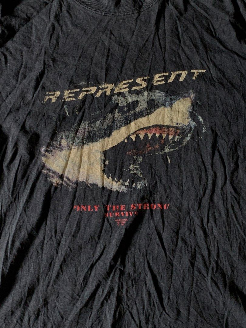 Represent Vintage shirt 1999 (Category: Activewear) located in Manila. Submitted by true_dailylifestyle (Listing ID 1464318100, Image 2). Description: Details Size fit: XL 25x30 Good condition 9 or up/10 CR Comple tags Single stitch issue: Sign of usage .