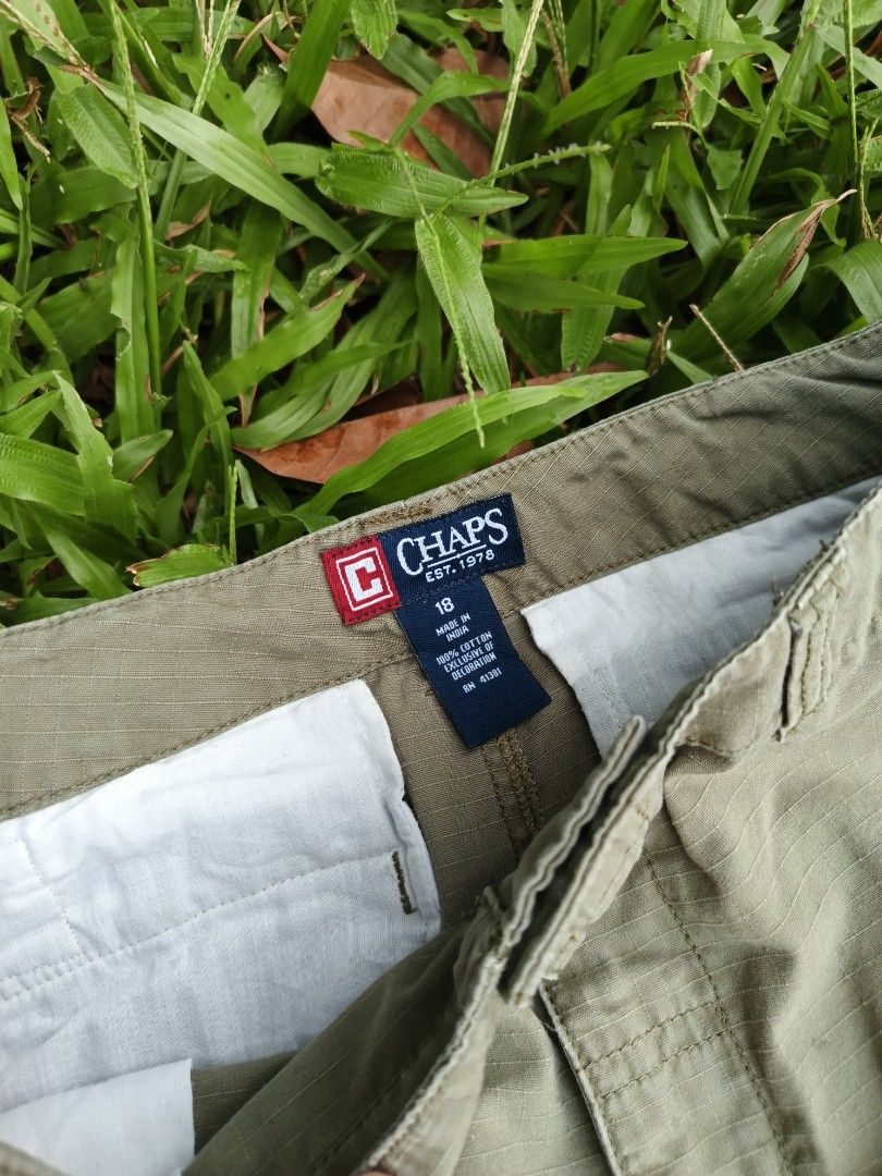 RL Chaps Military Cargo Pants (Category: Jeans) located in Los Banos. Submitted by kiel_labadan (Listing ID 1464345212, Image 3). Description: DIMES SIZE 30 LENGTH 40 ISSUE SMALL HOLE BUTT AREA..