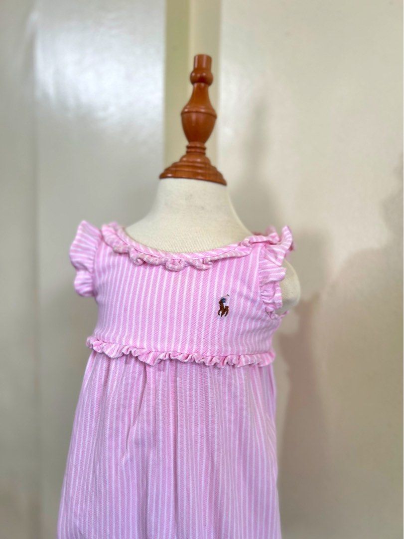 RL OXFORD PINK ROMPER WITH SCANNABLE QR (Category: Babies & Kids Fashion) located in Cebu City. Submitted by littlezaria030 (Listing ID 1464231126, Image 2). Description: 12M can fit til 18M ( Petite) if chunky baby til 12M only.