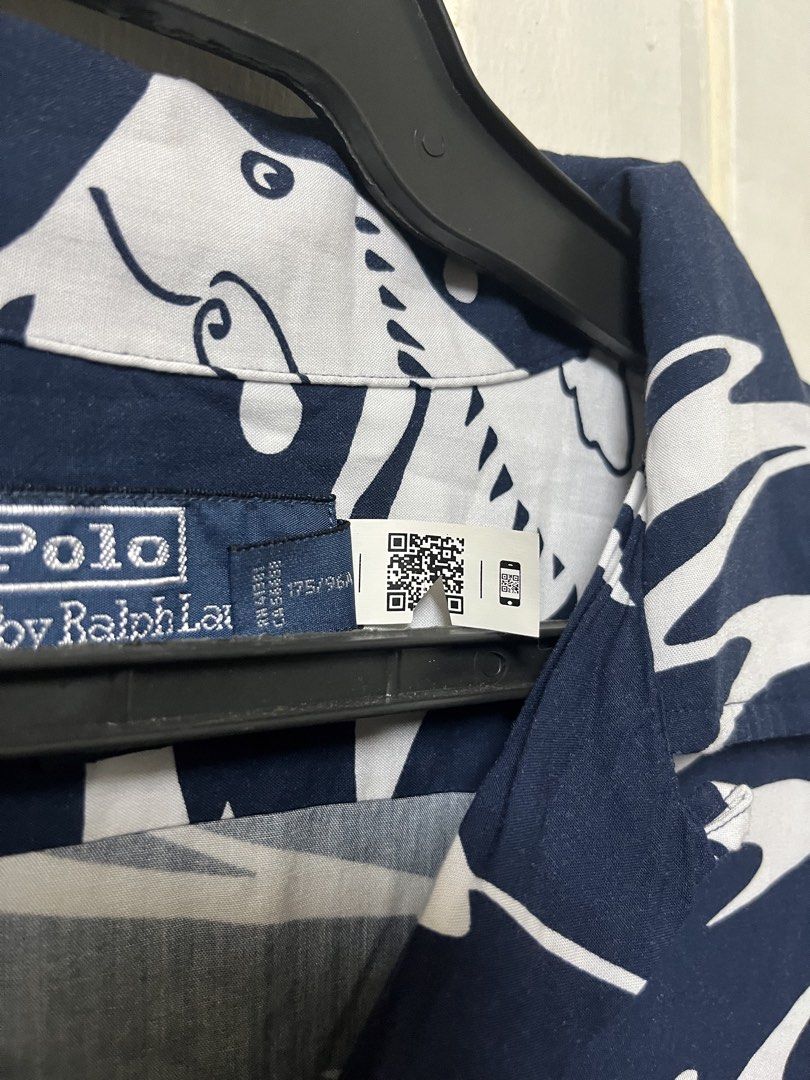 RL Ralph Lauren Hoffman Print Polo Fish (Category: Formal Shirts) located in Muntinlupa City. Submitted by ninenine.collective (Listing ID 1464140897, Image 3). Description: RL Ralph Lauren Hoffman Print Polo Fish 22.5/28 - .