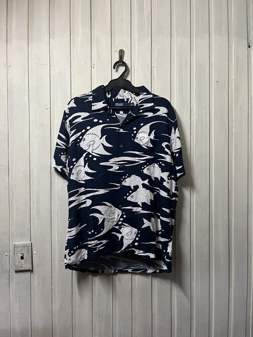 RL Ralph Lauren Hoffman Print Polo Fish (Category: Formal Shirts) located in Muntinlupa City. Submitted by ninenine.collective (Listing ID 1464140897, Image 2). Description: RL Ralph Lauren Hoffman Print Polo Fish 22.5/28 - .