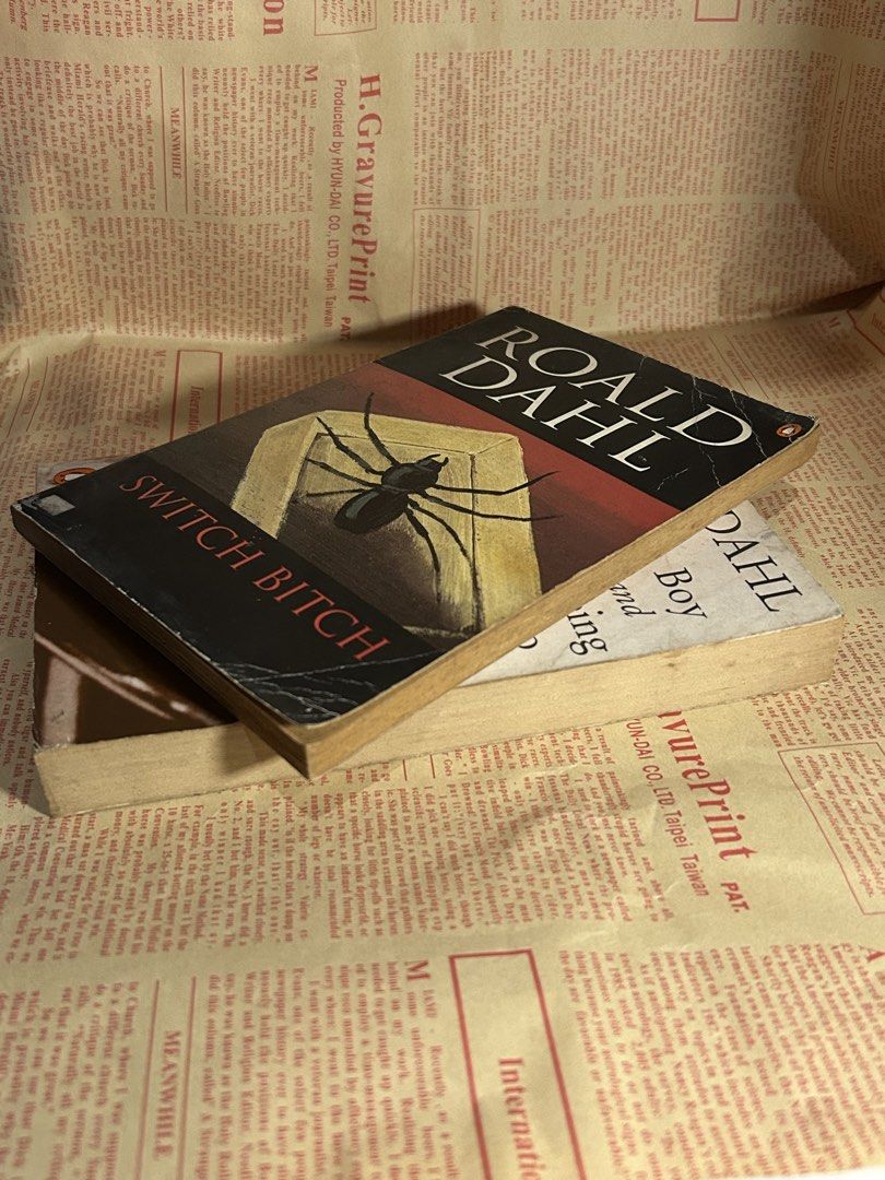 Roald Dahl Books: Switch Bitch & Boy and Going Solo (Category: Storybooks) located in Bacoor. Submitted by vousnousvoyez (Listing ID 1464237272, Image 2). Description: - tanning and foxing, creases on spine and cover - authentic mop: gcash/bank transfer mod: lalamove, jnt loc: bacoor.