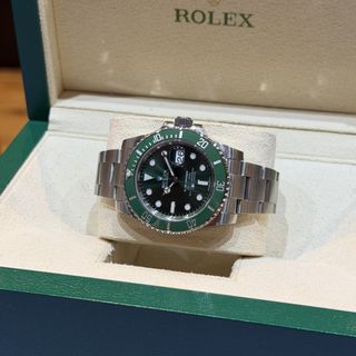 (Category: ) located in . Submitted by allwatches_anson (Listing ID 1464237648, Image 1). Description: .