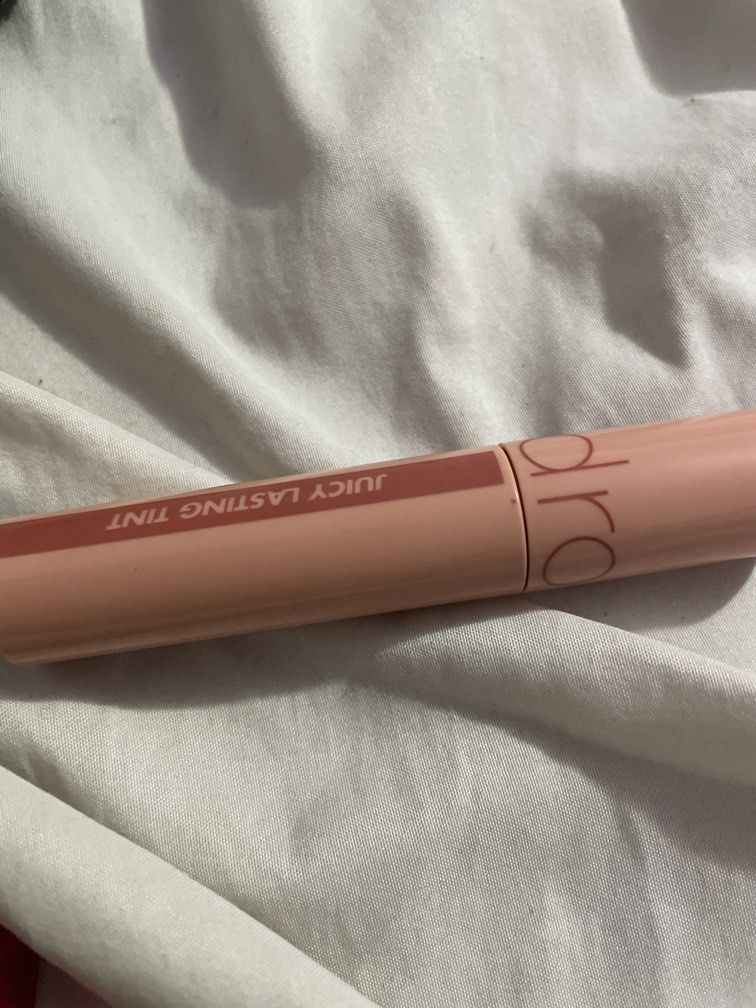 Romand lasting tint (Category: Makeup) located in Manila. Submitted by y1iin (Listing ID 1464249565, Image 1). Description: - Like new (just swatched) Rfs: too many lip stains .