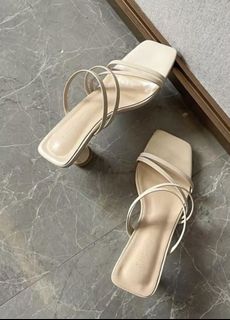 （分類：）位於 。 由 just.buy.them 提交（商品編號 1464163556，圖片 1）。簡介： 。