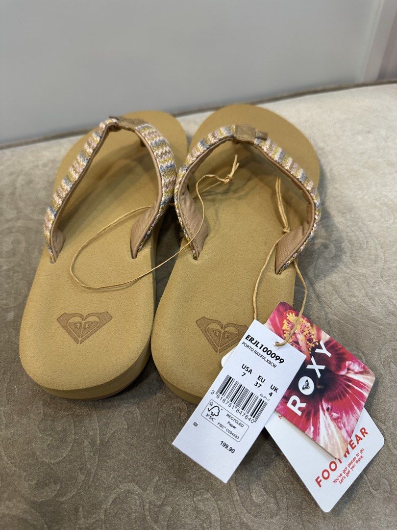 ROXY （分類：拖鞋）位於 Hong Kong。 由 long_long215 提交（商品編號 1464311610，圖片 3）。簡介： 外貿原單正品。
