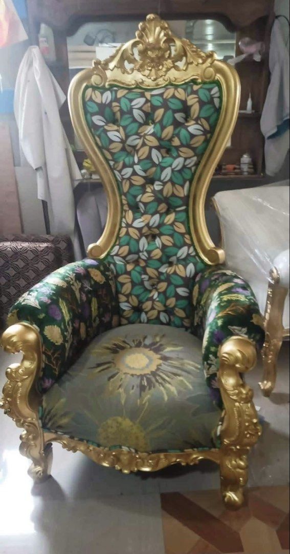 Royal Throne #salon#spa#debut/weddingevent (Category: Other Home Furniture) located in Guagua. Submitted by alcynnslng (Listing ID 1464170737, Image 1). Description: Your clients don’t just need a chair — they need a THRONE! 💅👑 Pang-Instagram, pang-VIP, pang-Queen ang dating! Pink Throne Single & Double — available for #salon, #spa, #debut & #photoshoot. Gawang Royal Throne Pampanga — Betis, Guagua! DM for salon packages! 💖 Gawang Betis. Gawan
