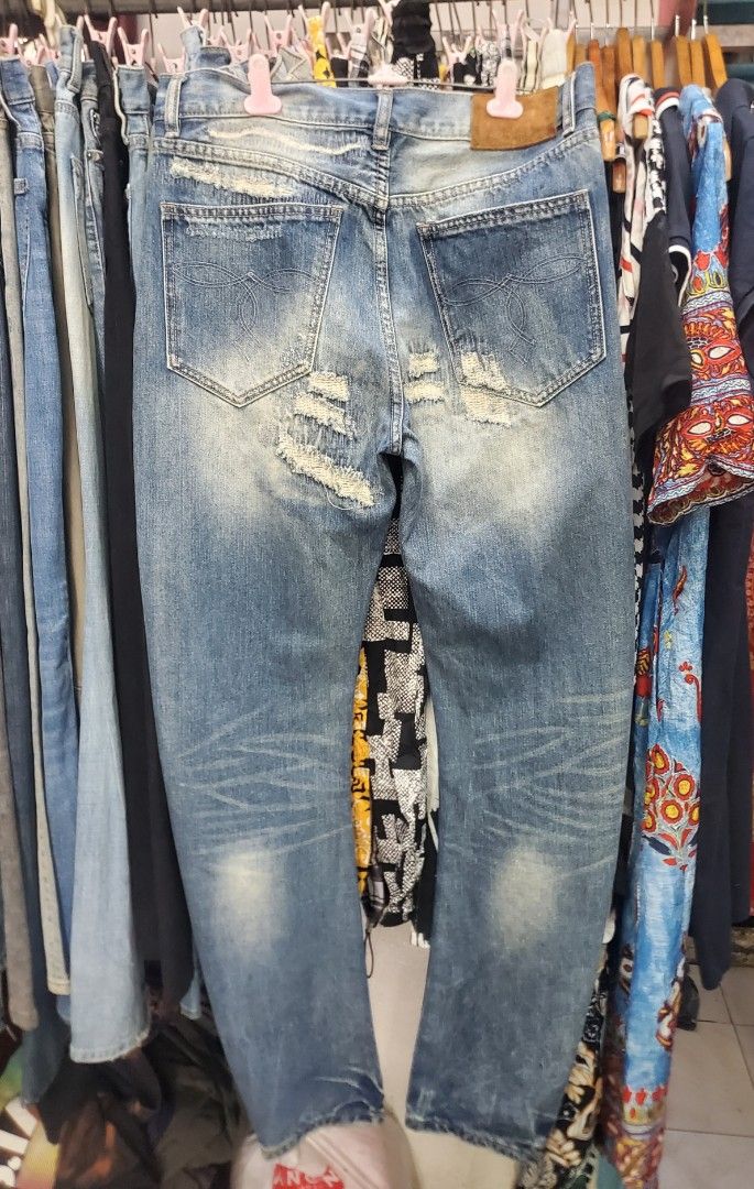 RRL Cut 528 Slim Boot Santa Fe (Category: Jeans) located in Daet. Submitted by retro_gallery (Listing ID 1464179843, Image 2). Description: 32 x 32.