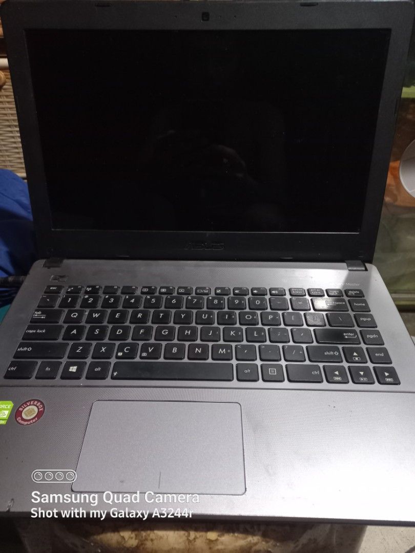 (RUSH)Asus Dual Graphics Mid Gaming Laptop (Category: Laptops & Notebooks) located in Malolos. Submitted by marky.marky1 (Listing ID 1464243475, Image 1). Description: (RUSH) LAPTOP Semi Gaming LAPTOP FOR SALE Asus X450LCP Laptop specs: windows 10 home edition (license window not trial pack) 64-bit Intel Core i5 4th gen 4200U (Quadcore), 2.3 GHz 1.60 Ghz 4GB Ram 500GB HDD Dual Graphics: Intel HD Graphics 4400 and Nvidia Geforce GT 720M upto 2gb s