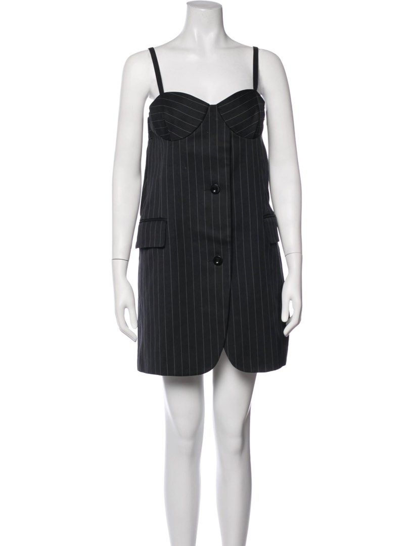 Sacai Stripes Mini Dress (Category: Dresses) located in Manila. Submitted by limsanity03 (Listing ID 1464275734, Image 1). Description: size 2 - Actual Dimes width 17-19 length 27 .