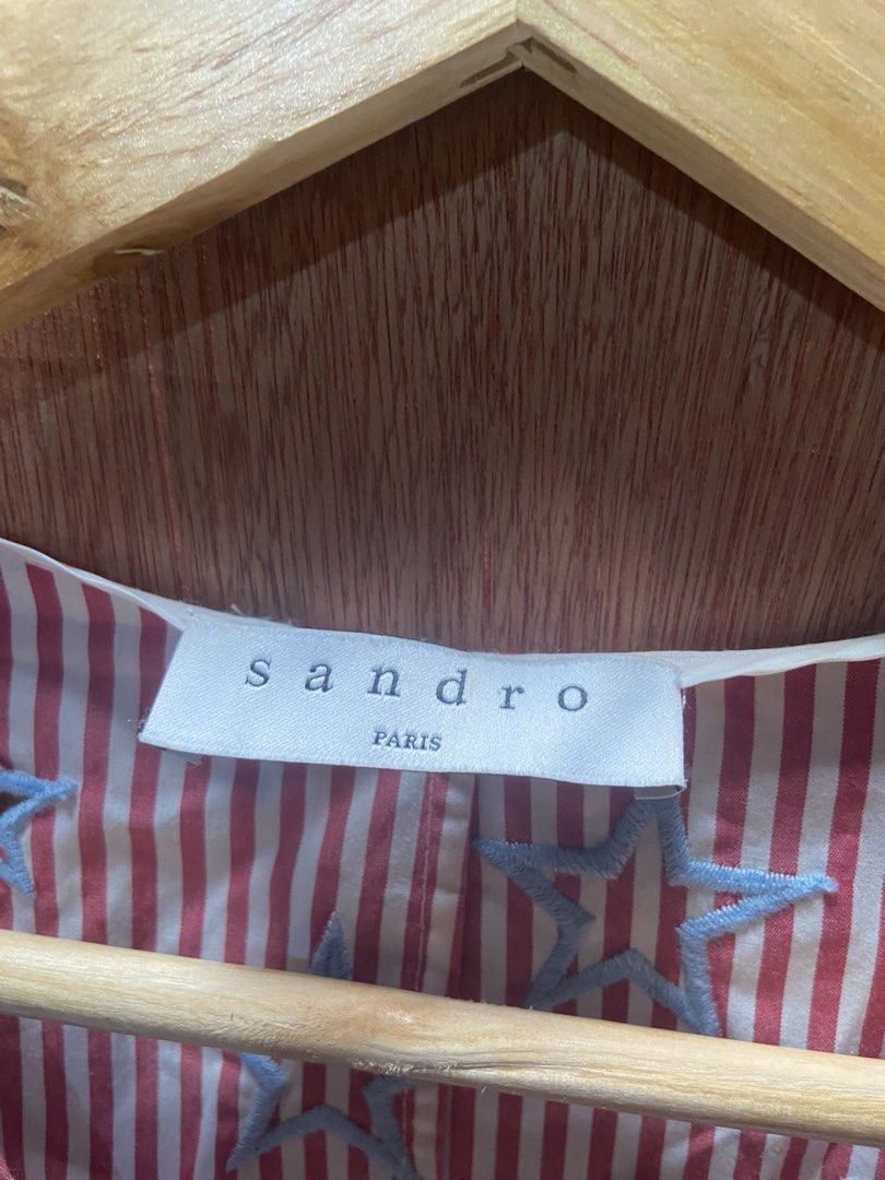 SANDRO PARIS STAR DESIGN (Category: Blouses) located in Naga. Submitted by lux.shirt.ph (Listing ID 1464159177, Image 3). Description: SANDRO PARIS SIZE:3 DIMES:22x24 CONDITION:GOOD COLOR RATE:9.3/10 ISSUE:NONE.